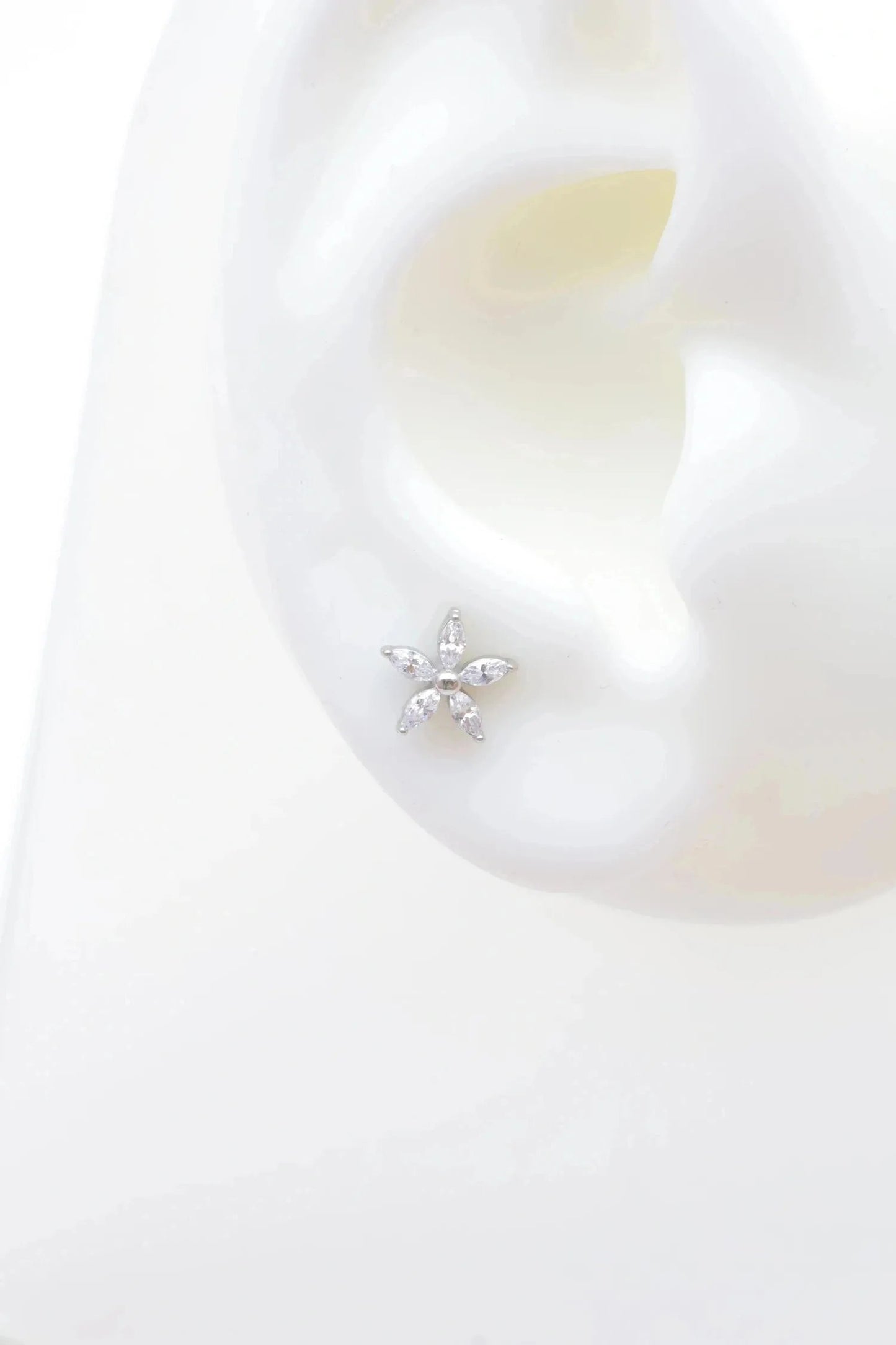 Piercing Fleur Éclat
